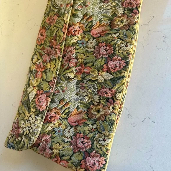 Vintage‎ Tapestry Floral Purse Large mint condition. - Picture 10 of 11